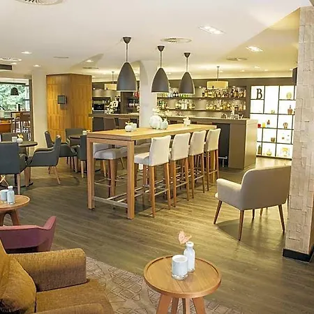 Hotel De Bilderberg 4*