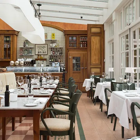Hotel De Bilderberg 4*